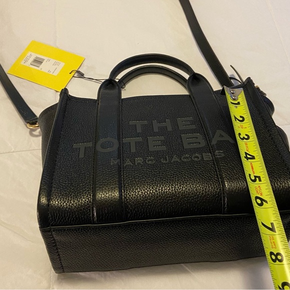 Marc Jacobs Small Black Leather Tote Bag - Picture 6 of 12